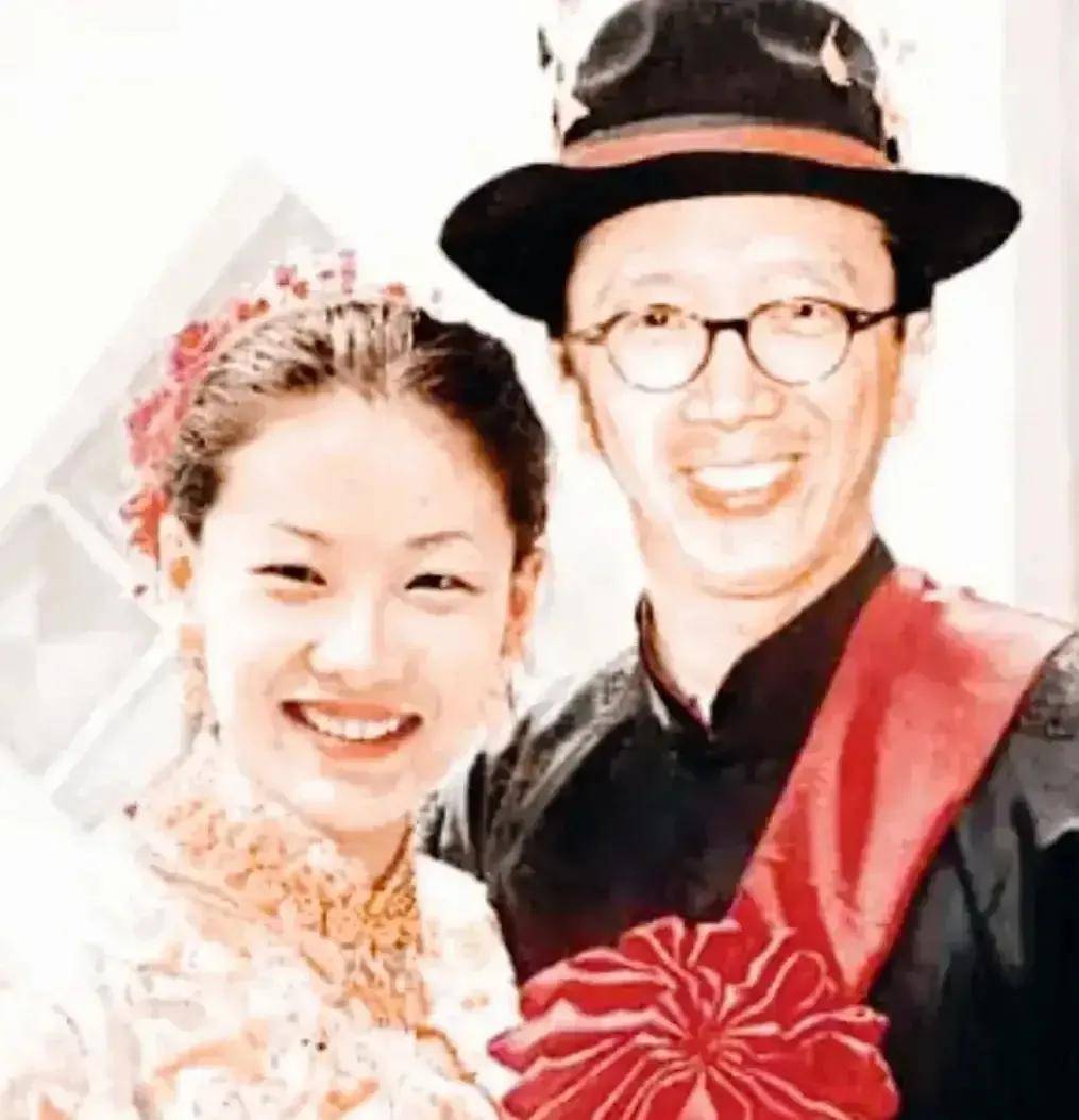 曝吴敏霞羡慕伏明霞,嫁人不用出门工作,梁锦松给的零花钱能买楼