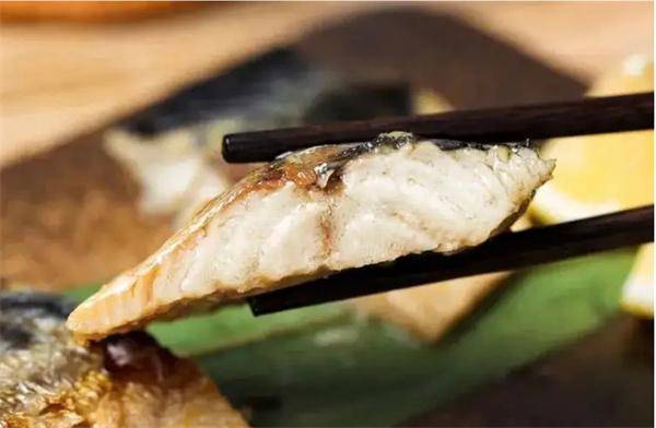 鱼肉又腥又柴,隔夜吃会中毒,这种鱼凭什么只有有钱人消受得起?