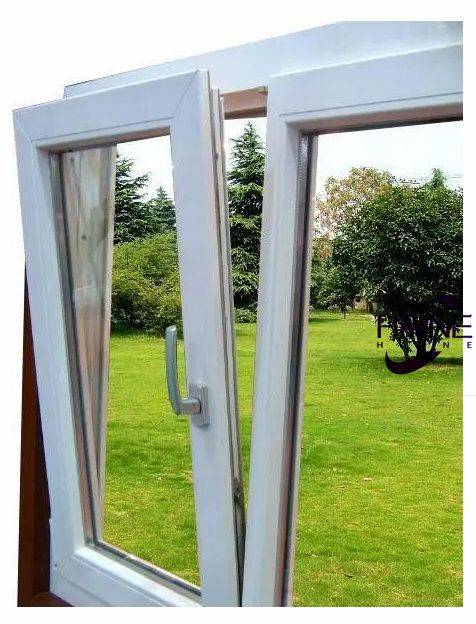 因此,在型材内添加钢材制成的塑料门窗通常被称为塑钢门窗