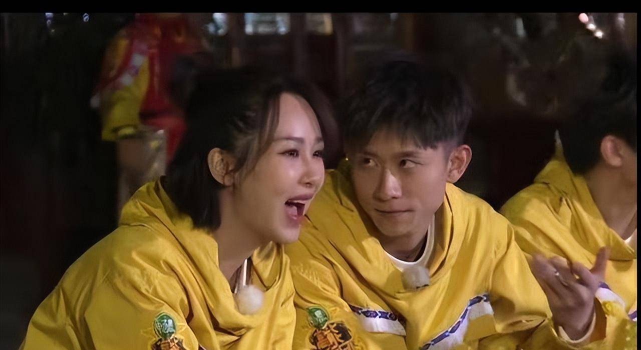 杨紫为张一山庆祝30岁生日,相识11年,挚友会产生爱情吗?