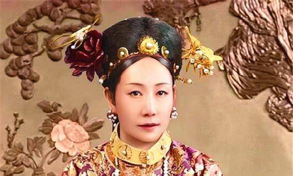其实和慈禧太后的聪明是分不开的,她先是联合恭亲王进行了十分周密的