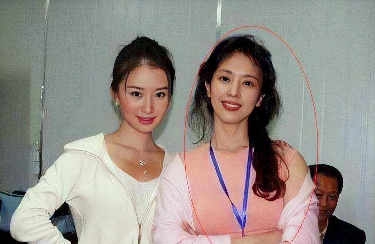 刘晓莉的感爱情才叫精彩!女儿刘亦菲与她不能比_安少康_舞蹈_妈妈