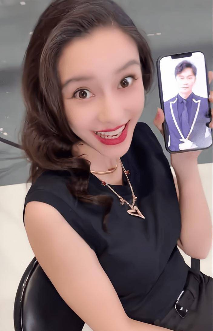 《奔跑吧9》mc阵容官宣,宋雨琦黄旭熙回归,3位老成员被粉丝遗忘_郑恺