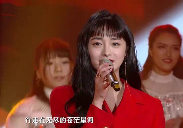 周洁琼_沙漠_骆驼