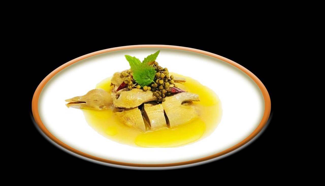 烧椒拌低温鲍鱼,椒麻乳鸽,海胆陈醋杭茄_辣椒_食材_白砂糖