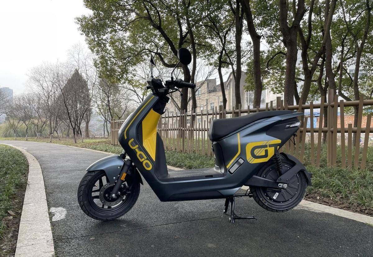 用买摩托车的钱,买辆五羊-本田u-go gt值不值?