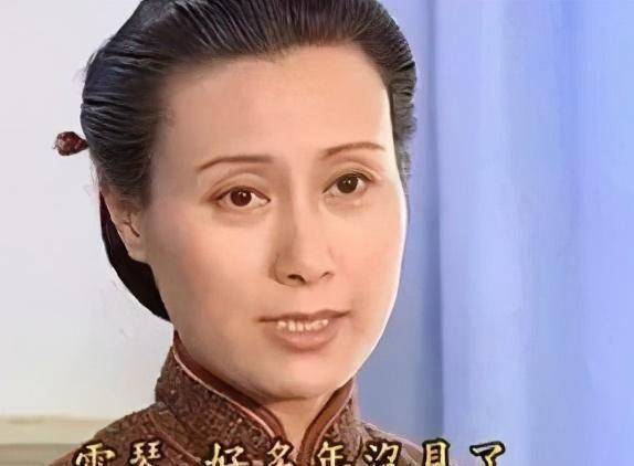 20年后才懂,没有雪姨陆振华也不会宠爱文佩_女人_一生_依萍