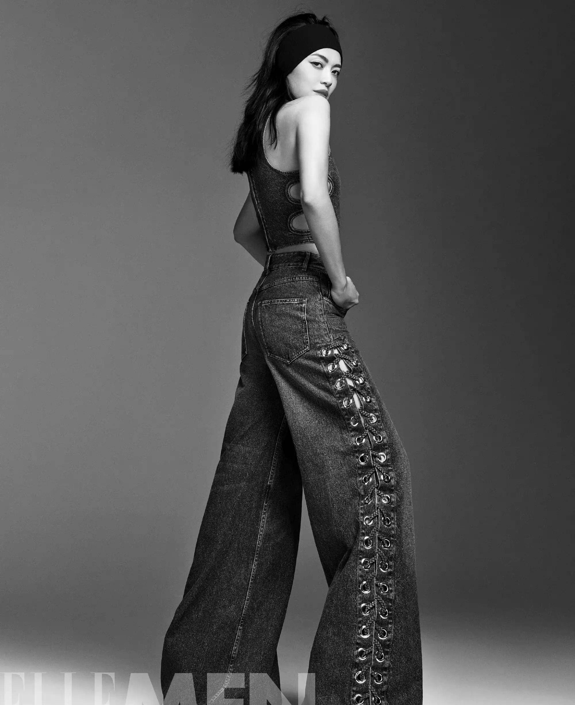 姚晨登上《ellemen》二月刊封面,气场强,身材好,霸气又酷又有型_时尚