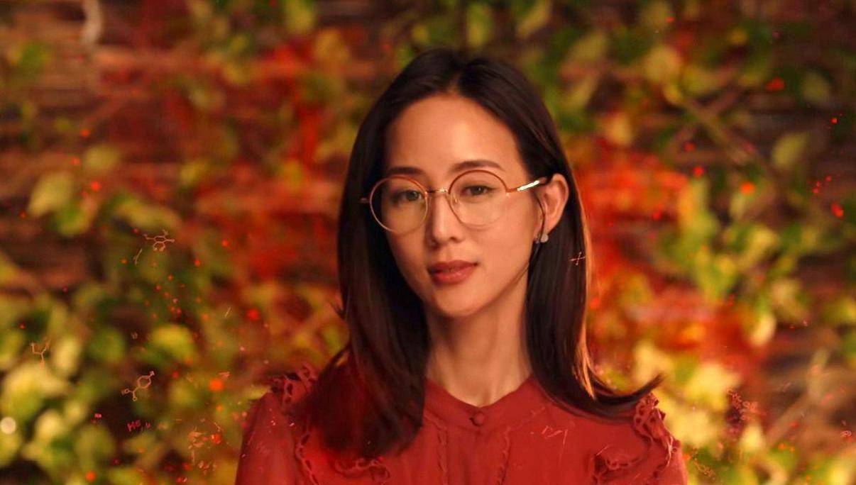 《唐探》网剧第二案,张钧甯红裙出场,像极了电影《无双》!