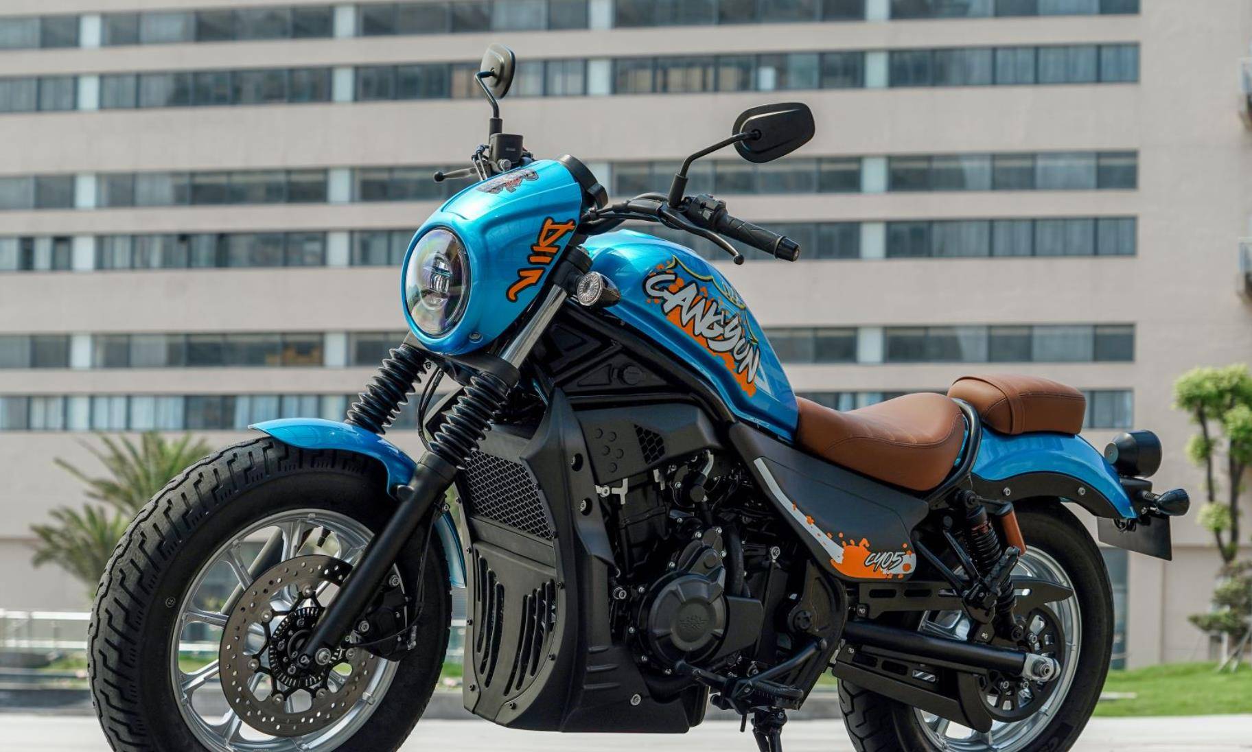 中排量双缸日式bobber,香帅苍云500max,外观更符国人审美_搜狐汽车