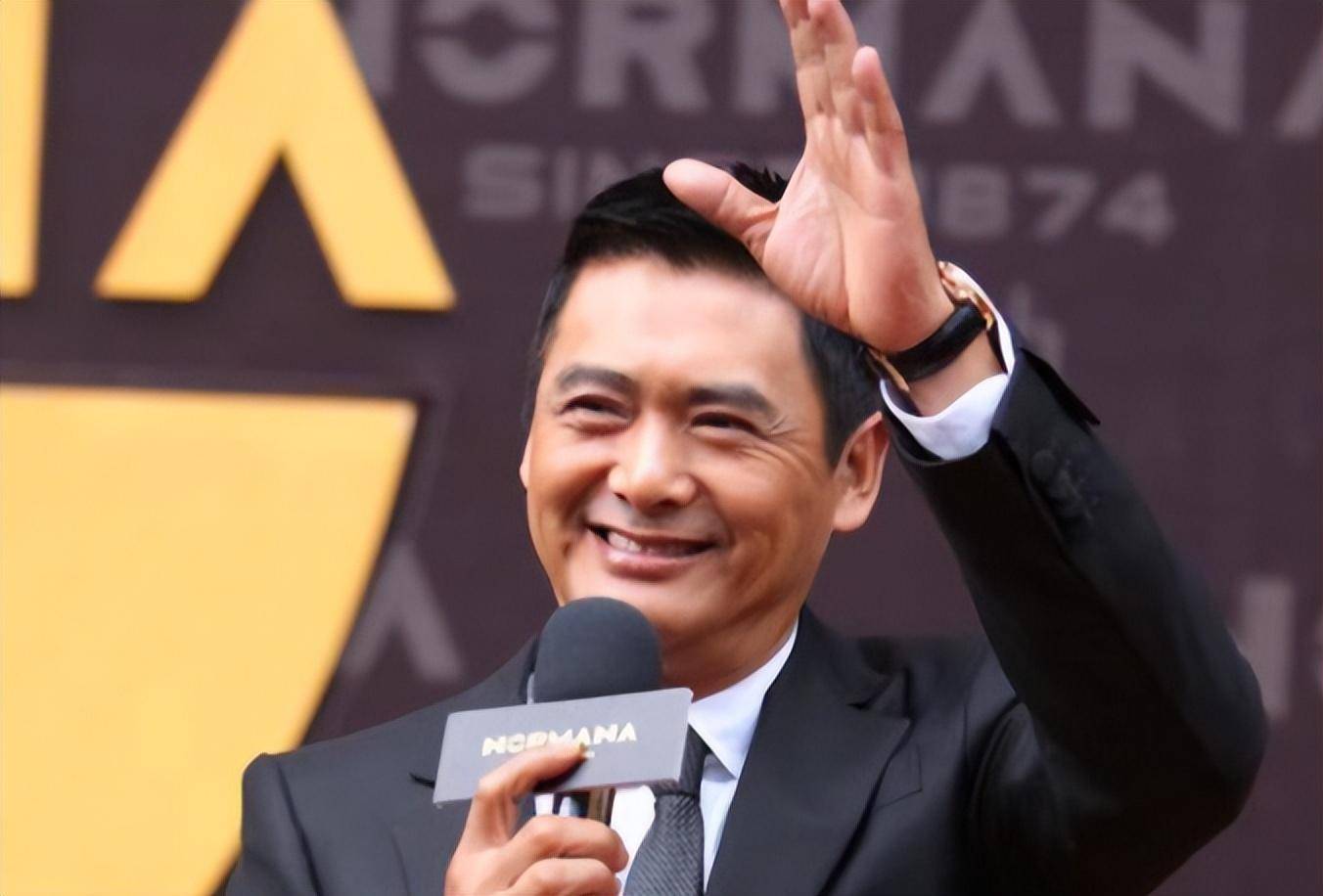 如今68岁的周润发,不再被世界宽容!_刘德华_劳斯莱斯_机会