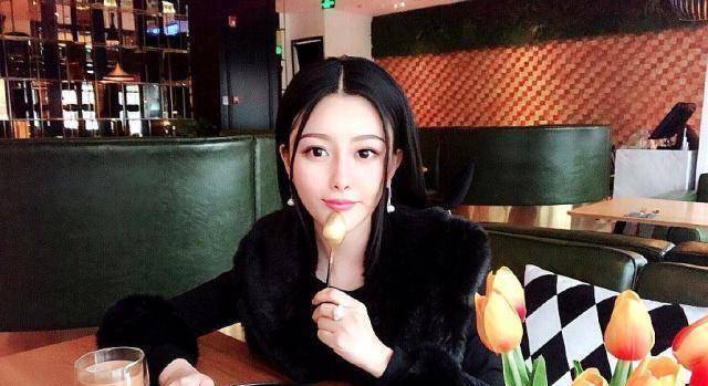 《妖出长安》的涟漪,与薛之谦演唱刘德华的《兄弟》,如今长这样_尹玲