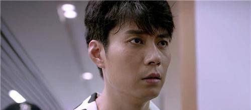 而《人间·喜剧》也是"秋雅女神"王智第一部挑大梁的影片,多年的演员