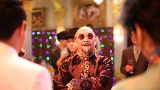 在黄渤,倪大红,袁泉,孙坚等主演的电视剧《锋刃》中,刘长生扮演武爷