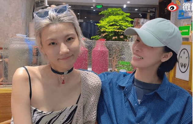 陈露在评论区隔空互动,心情不受任何影响_视频_独立_网友