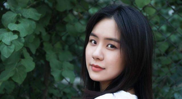 《新世界》中的剧花,不是田丹和柳如丝,而是"缺心眼"的她_缨子_铁林