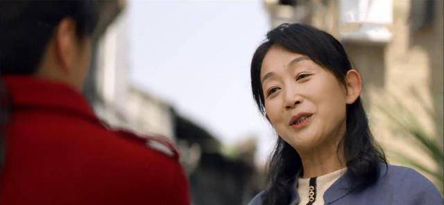 《向阳而生》熊爸为熊顿而撒谎,熊妈知道后第一反应亮了_角色_艾米