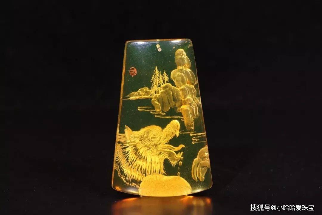 废料雕出百万效果的阴雕琥珀,到底有多神奇?_雕刻_进行_图案