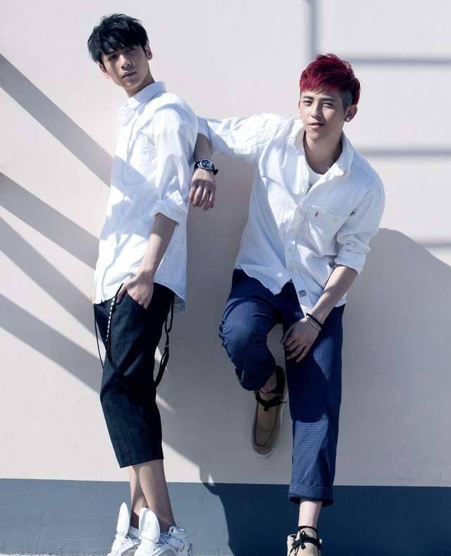 《追光吧哥哥》符龙飞,是罗云熙前队友,在相亲节目牵手过李一桐_组合