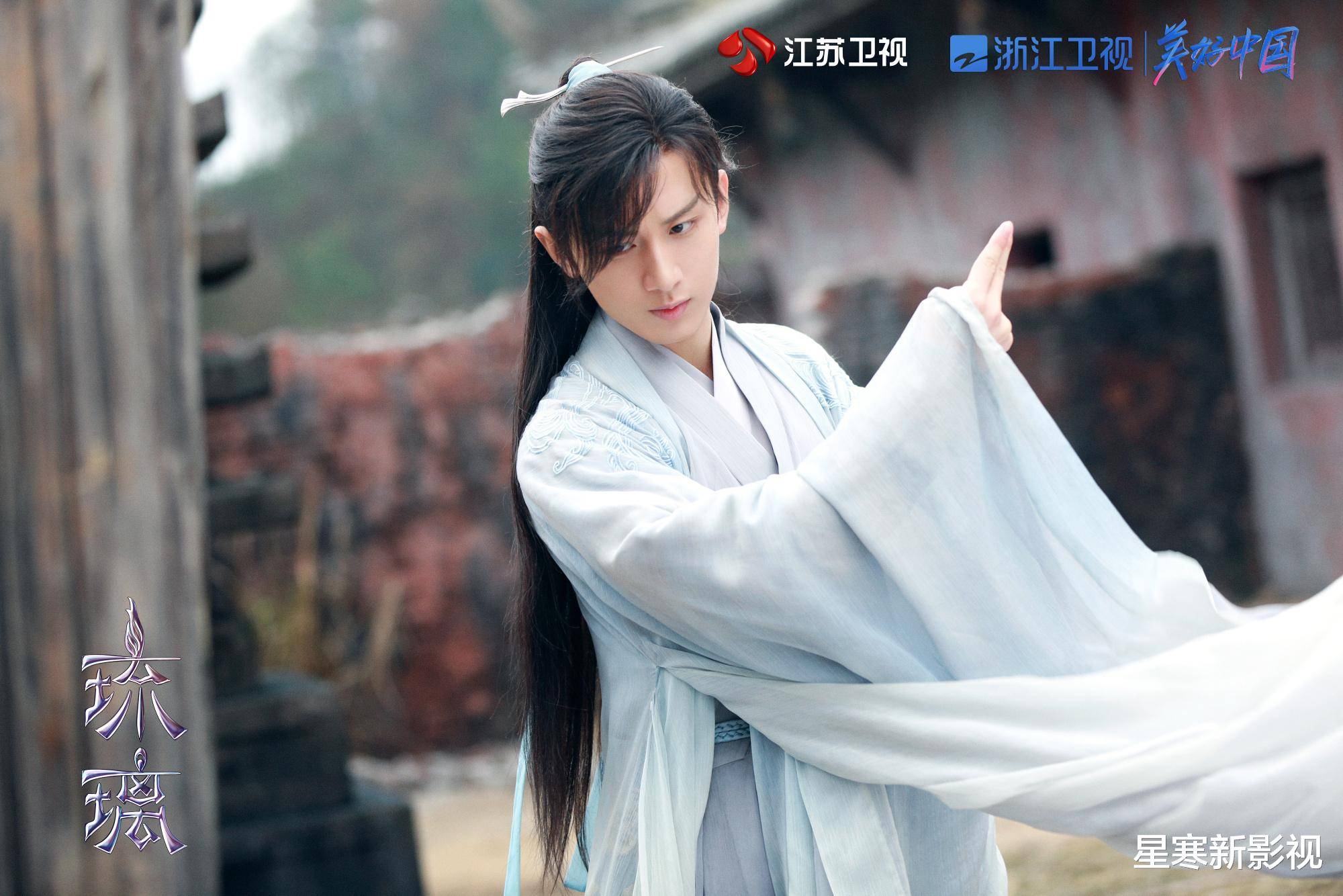 《黑莲花攻略手册》6月开拍,成毅首搭虞书欣,两位配角实力强!