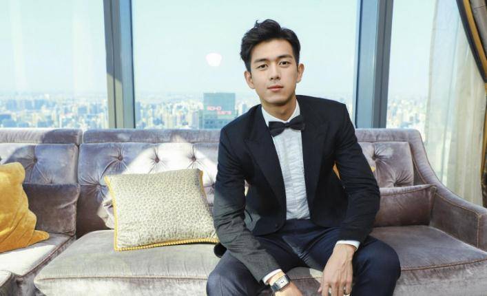 中,李现就说了一句台词,没想却成了90后的口头禅_四川_电影_飞机