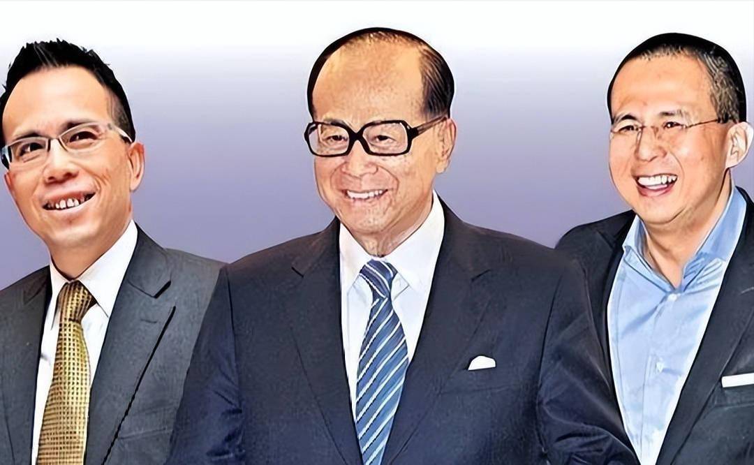 李泽楷和李泽钜罕见同框,兄弟俩共同出席葬礼!