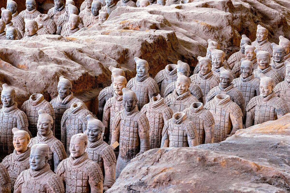 兵马俑:世界第八大奇迹背后的未解之谜_秦始皇陵_数量_古代兵器