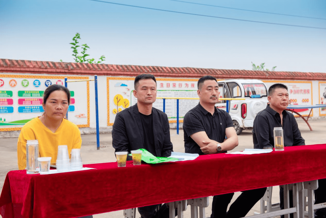 邓州市白牛镇盛营小学隆重举办庆六一文艺汇演_教育_舞蹈_展现