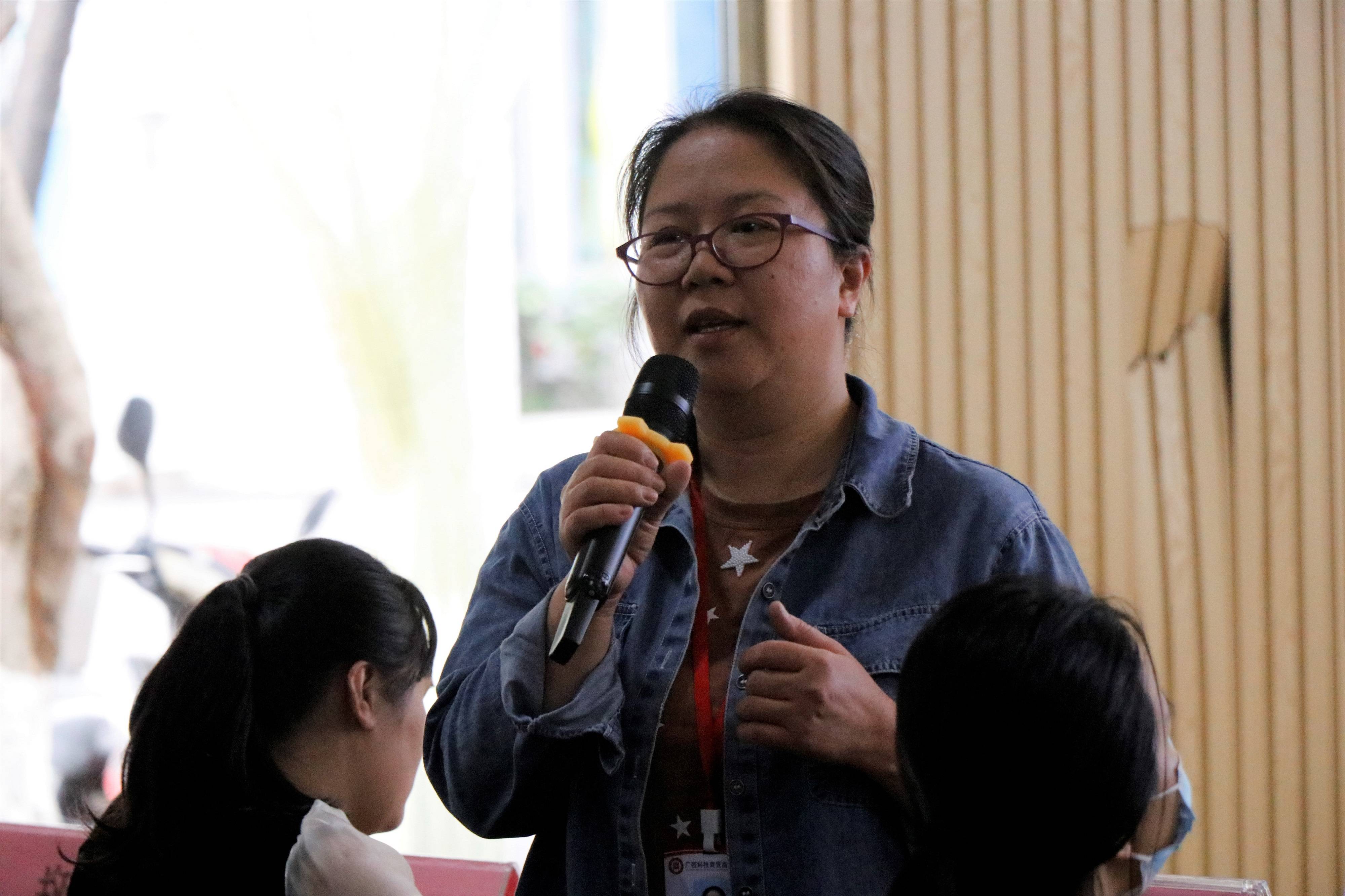 陈丹主任分享教学经验韦靖宇部长分享教学管理办法