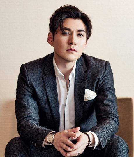 严屹宽_状态_古装