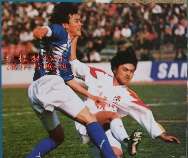 石磊现为中超大连一方足球俱乐部u19梯队主教练.