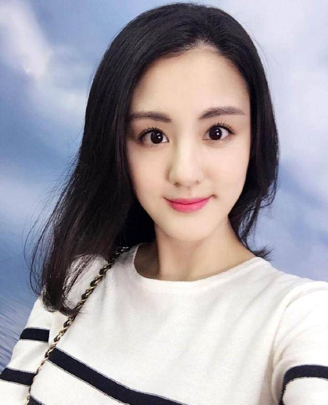 有人嫁豪门背千万债,她却安然做阔太_宋纪妍_生活_女明星