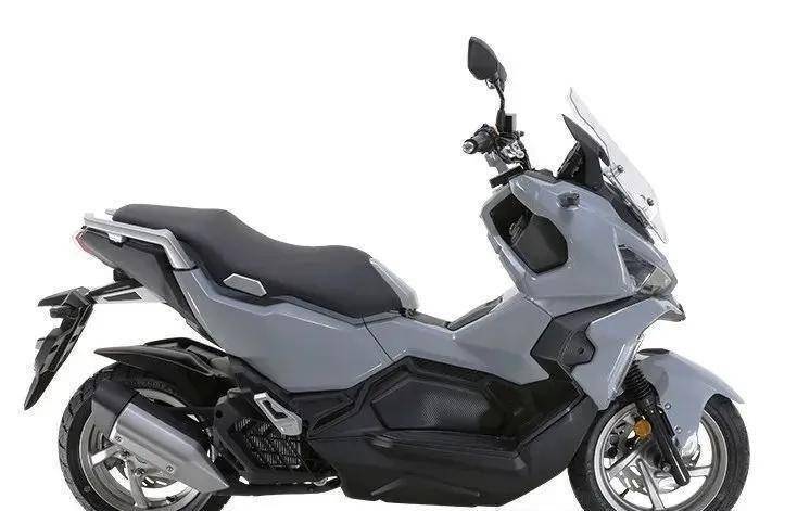 盘点10台大油箱长续航的150水冷踏板,第一名和第十名相差6.