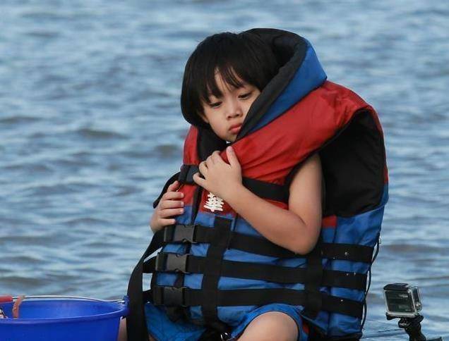 kimi长大了,林志颖不愿晒大儿子正面照,并非因为儿子长残了_kimi_孩子