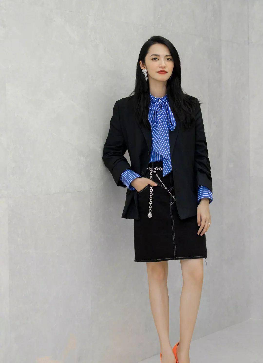 50岁俞飞鸿近照曝光,我看到了女人最好的一面_图片_网络_西装