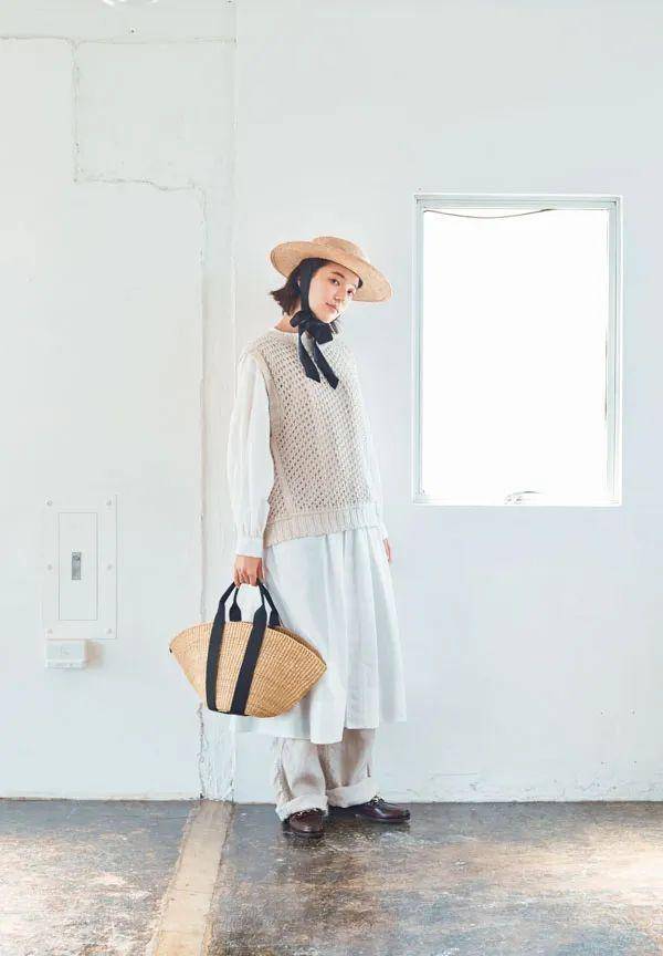 自然系穿搭的关键,不就是罗曼蒂克plus嘛!