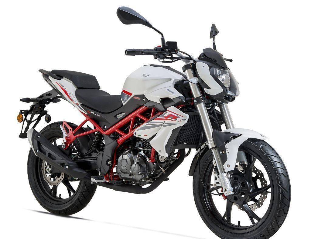 最后一台,新大洲本田cbf125r是一款适合日常通勤的街车.