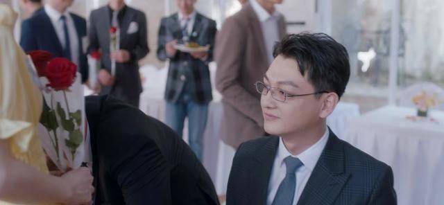 安家:看了30多集,终于知道瓜哥存在的意义了,并不是带资进组_cp_剧中