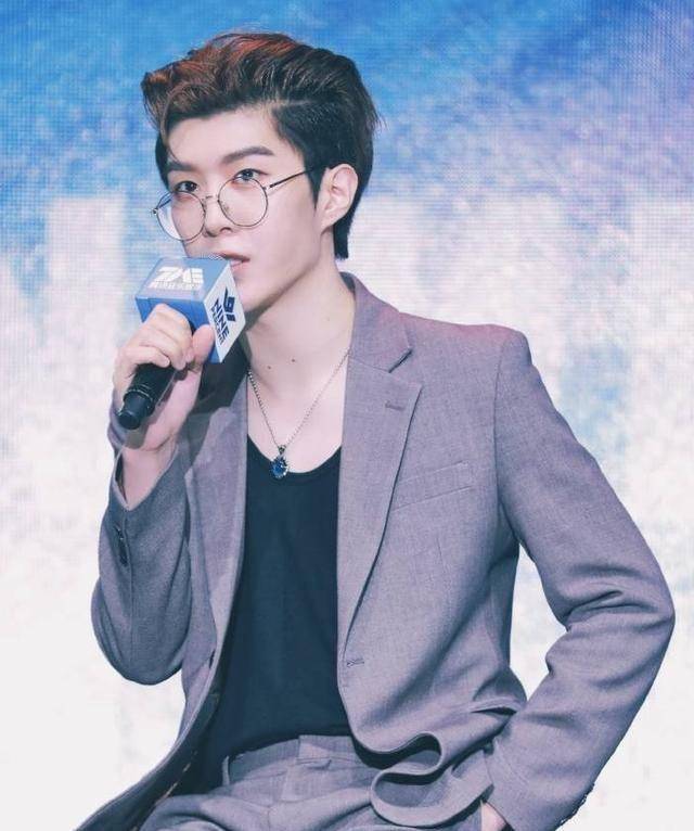 蔡徐坤是傲娇?_朱正廷_justin_尤长靖