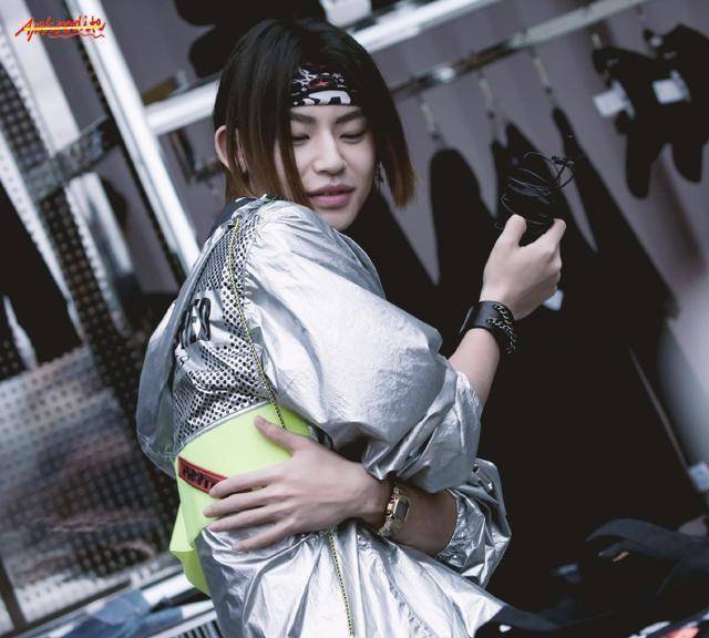 ninepercent成员近况,陈立农对粉丝比心!_王子异_尤长靖_小尤