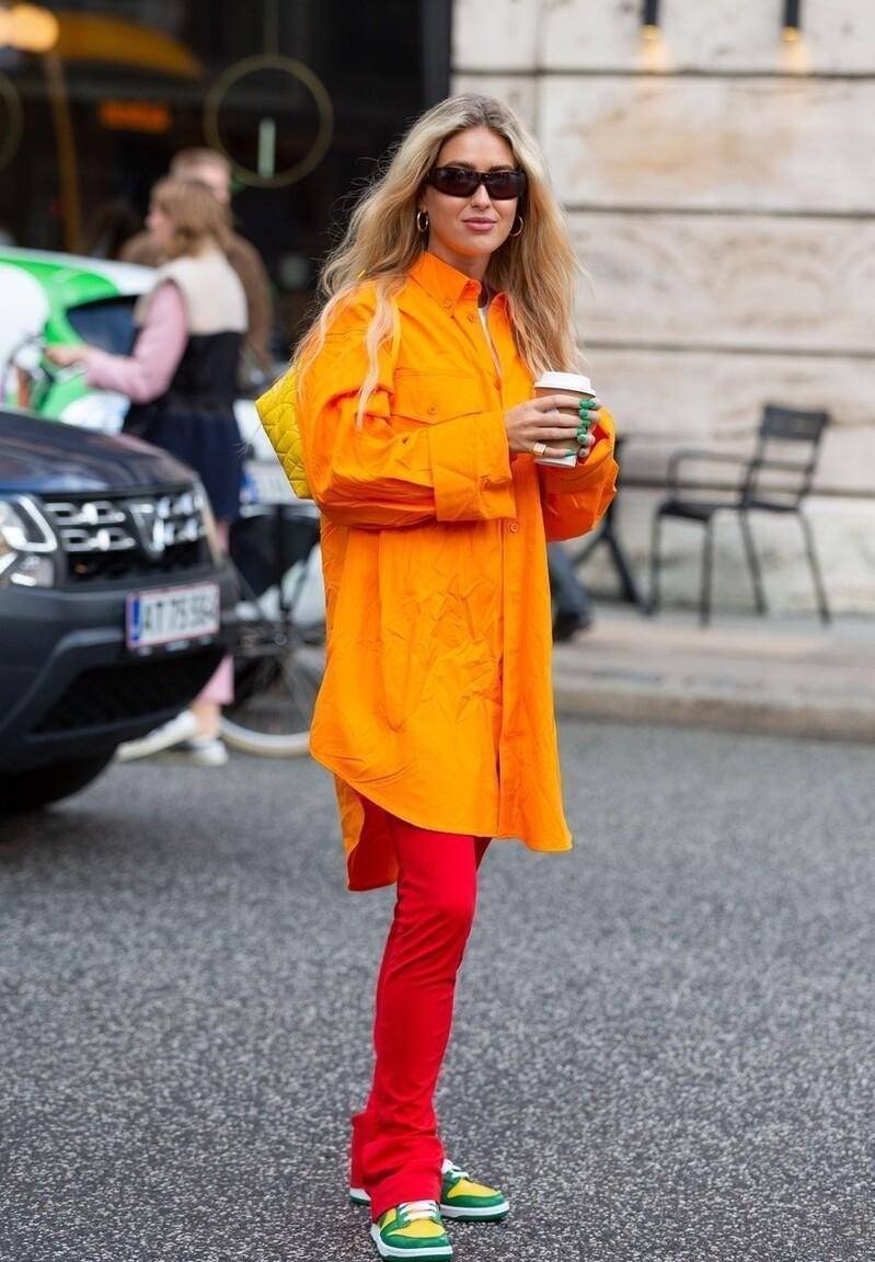 橘色看着太有气质了,活泼减龄还能显白,怪不得时尚潮人都喜欢_橙色