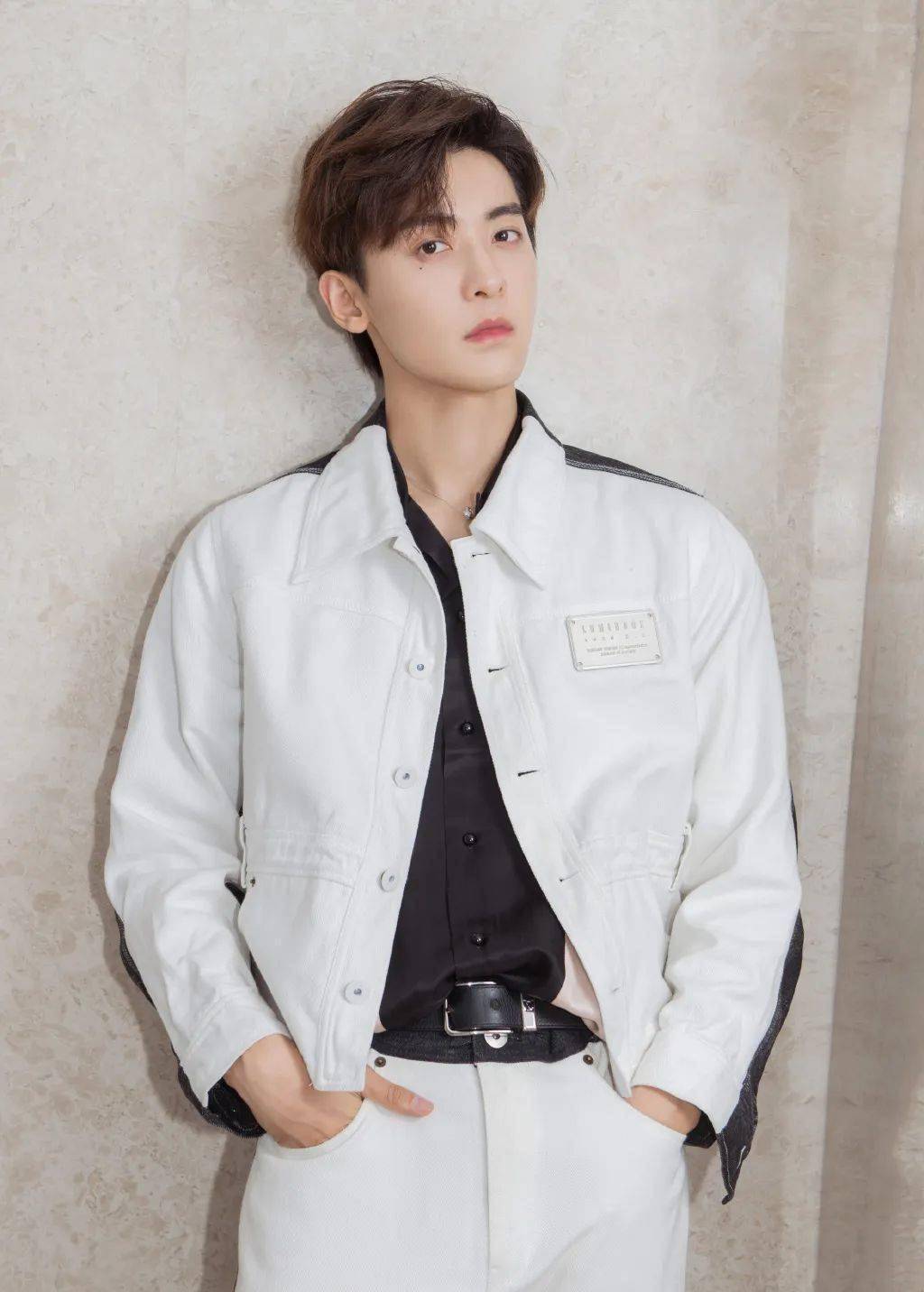 榜妹热线 李现《嘉人》,白宇存货,唐嫣高奢,金靖跑男,赵志伟资源_李现