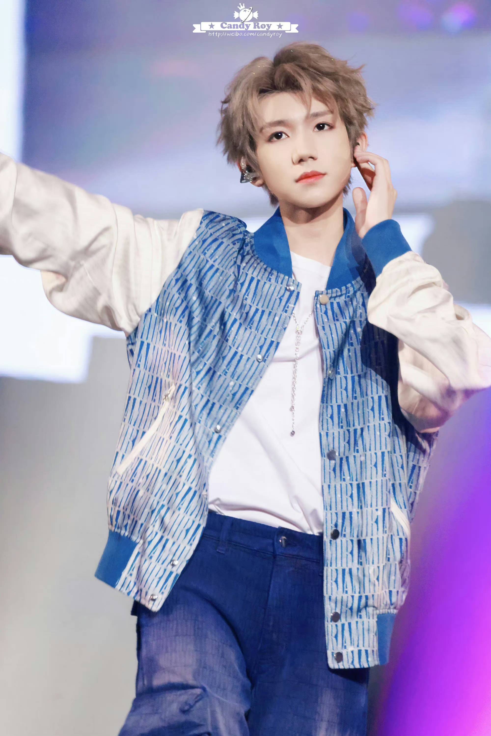 王源:看吧,我们都记得你!_赵英俊_骄傲_人生