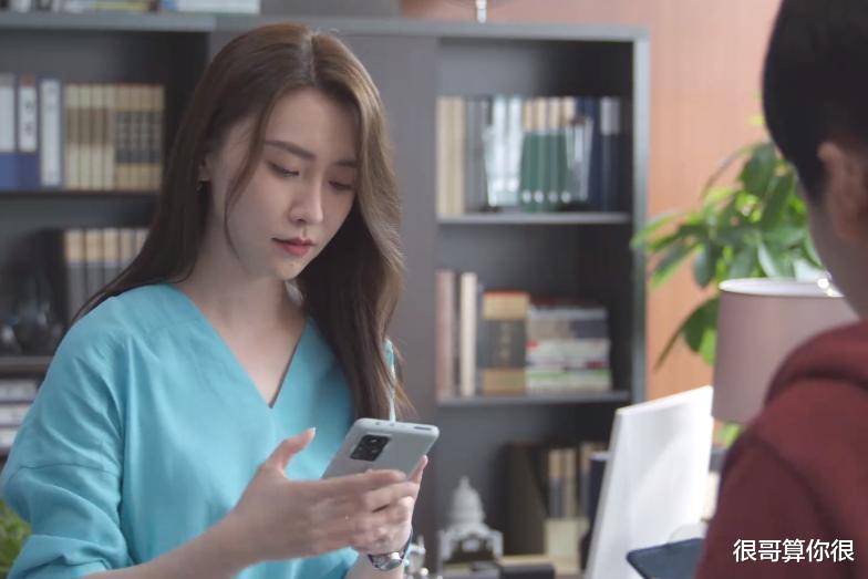 学院,1988年出生,35岁比较而言,向涵之的颜值和演技都在李庚希之上