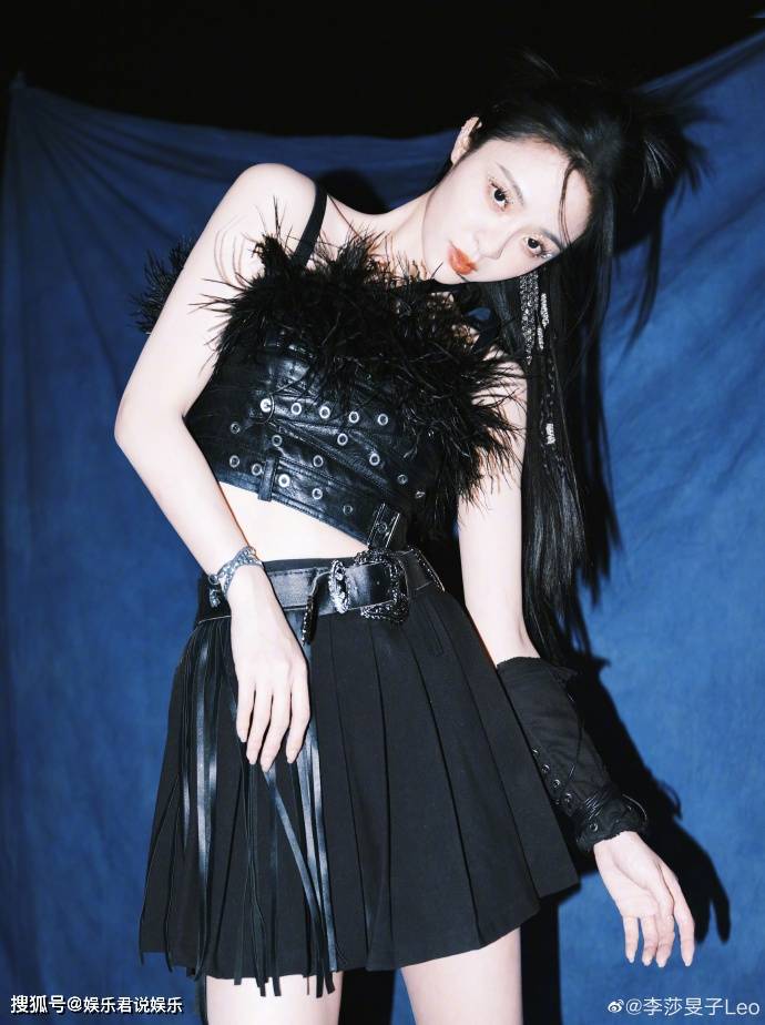 郁可唯和孟佳;第二季的吉克隽逸,江映蓉,容祖儿;第三季的王心凌,郑秀