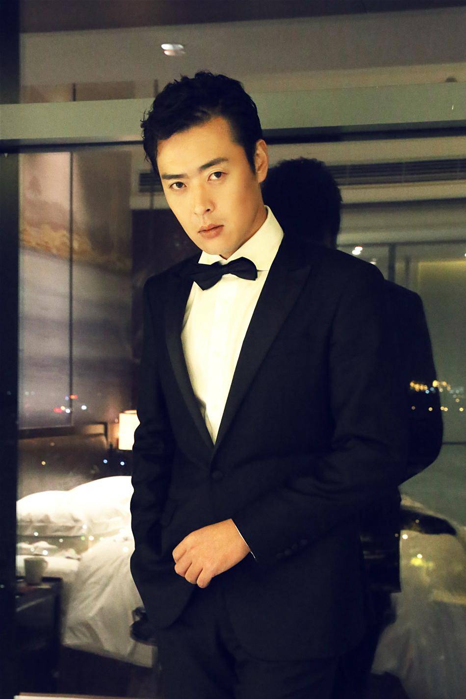 《亮剑》开播18年后,9位演员境况天差地别,男6号已成一线明星_张桐_江