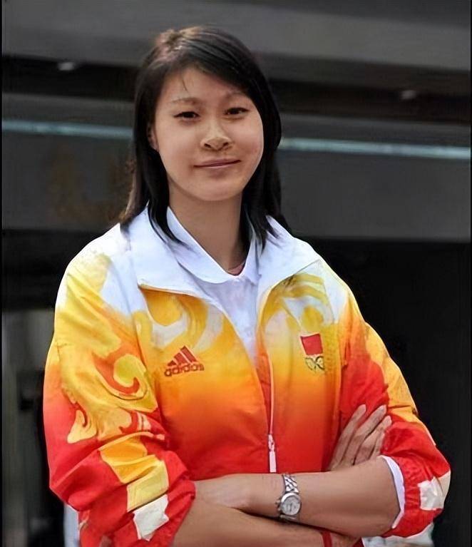 女排奥运冠军赵蕊蕊:运动生涯有遗憾,华丽转身婚恋却成父母心病_奥运