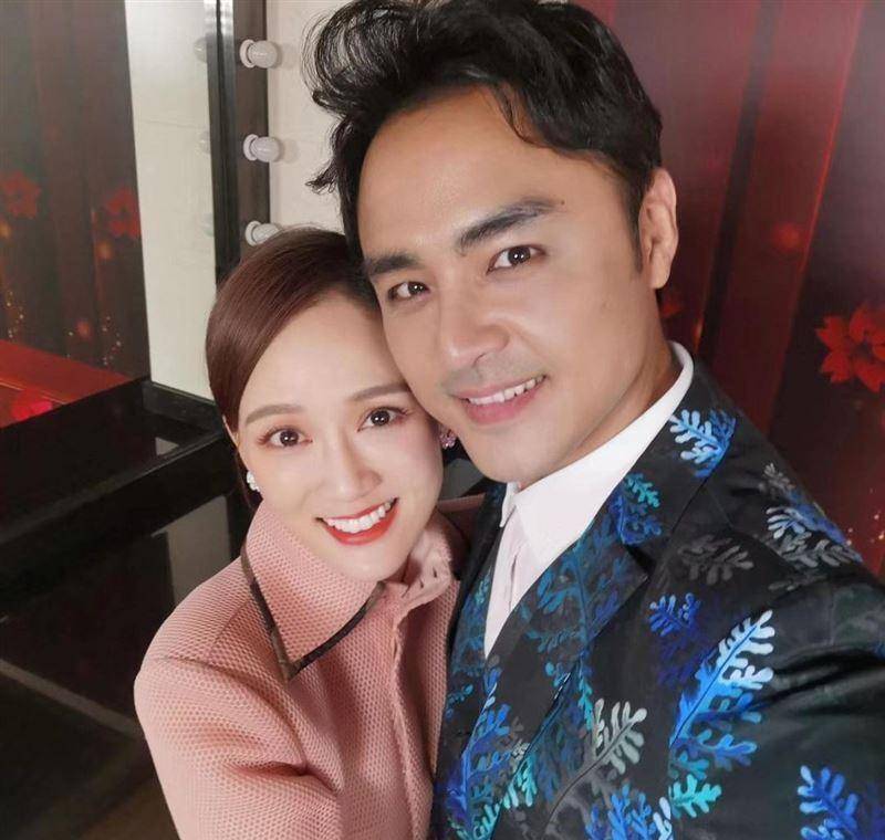 陈乔恩,明道和王少伟在2005年合作偶像剧《王子变青蛙》,三人难得同框