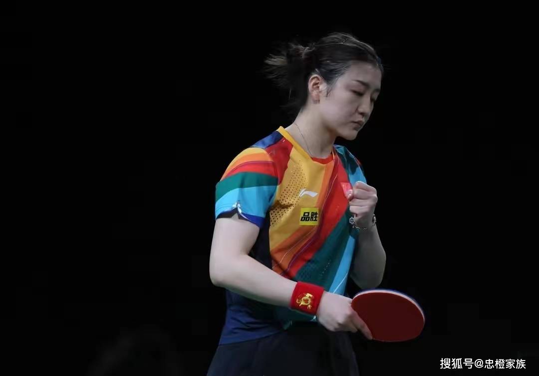 只要手握球拍站在赛场,都会向着梦想全力以赴在下个赛场再见,那么陈梦