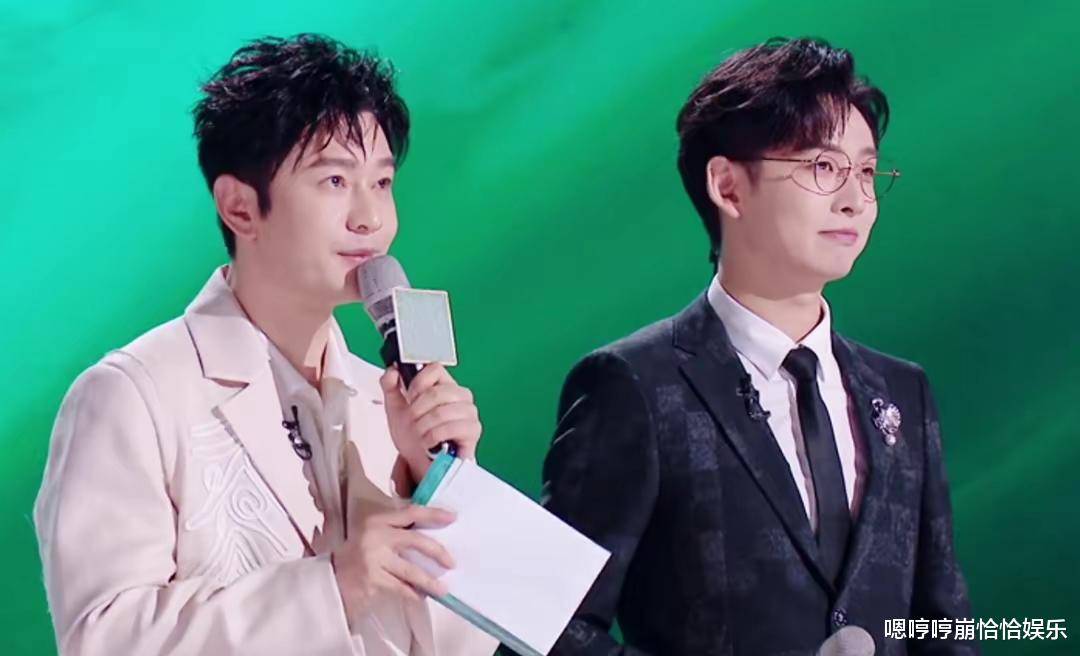 黄晓明和齐思钧,都给各自的行业长脸了!_何炅_台本_工作